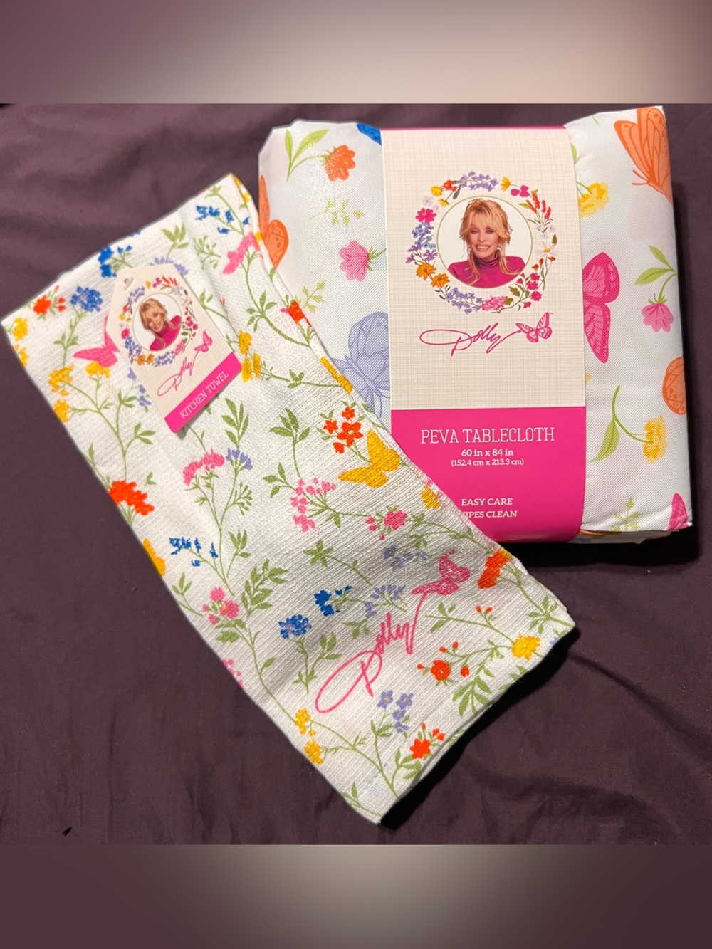 🌺 Dolly Parton Wildflower Collection Kitchen Towel & Tablecloth Lot